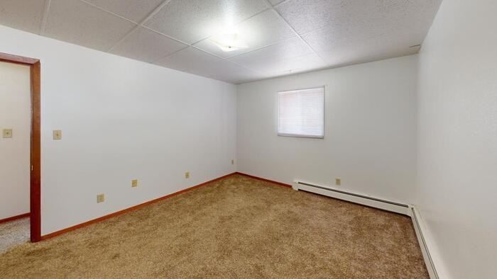 1906 N Washington St #4 - Photo 4 of 10