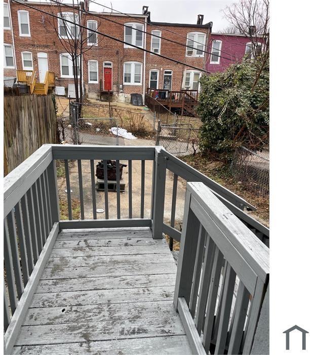 799 Linnard St - Photo 5 of 17