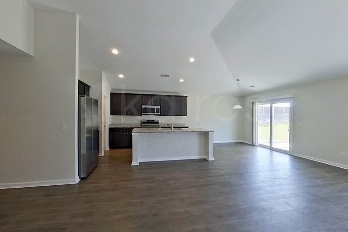 100 Ebenezer Bluff Way - Photo 4 of 21