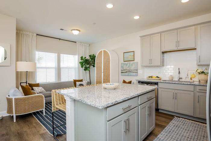 184 Eagles Cliff Drive - Photo 2 of 18