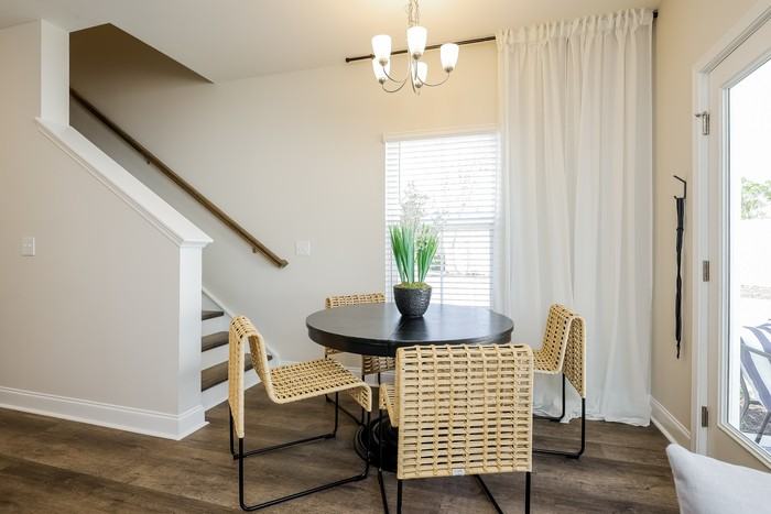 184 Eagles Cliff Drive - Photo 7 of 18