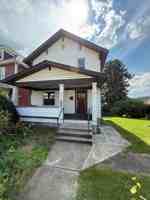 featured image of 1809 Victoria Avenue