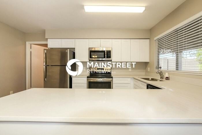 17833 N 49th Ave - Photo 7 of 16