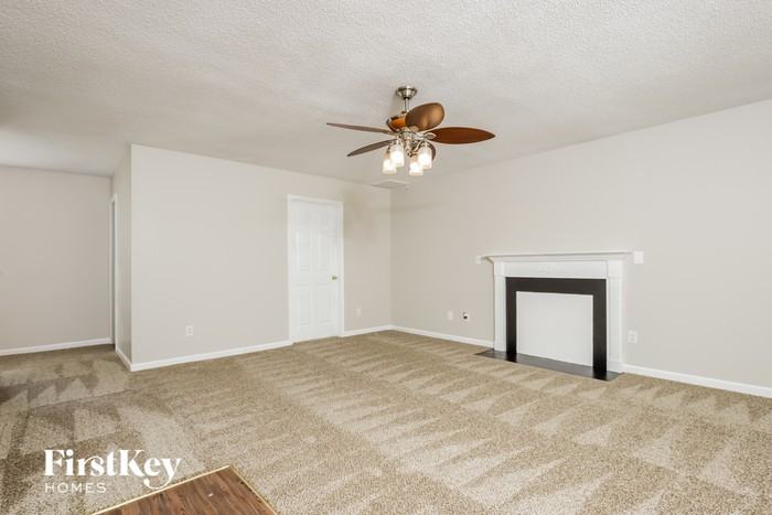 120 Wheaton Crest Court - Photo 2 of 15