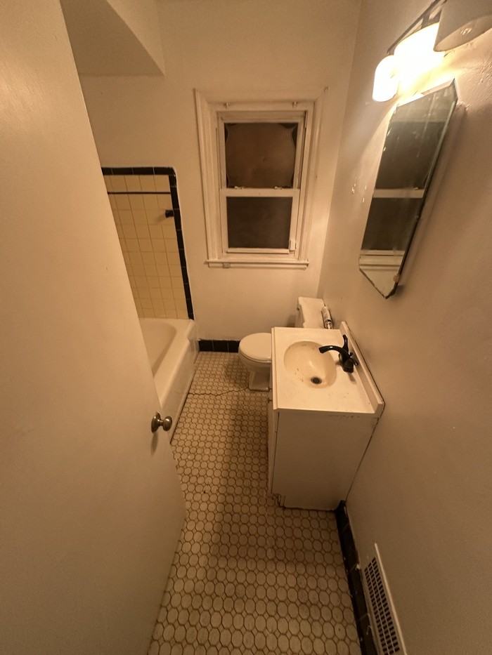 15675 Lappin Street - Photo 5 of 15