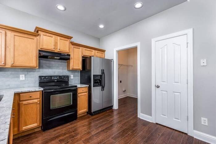 5209 Cedar Shoals Drive - Photo 5 of 20