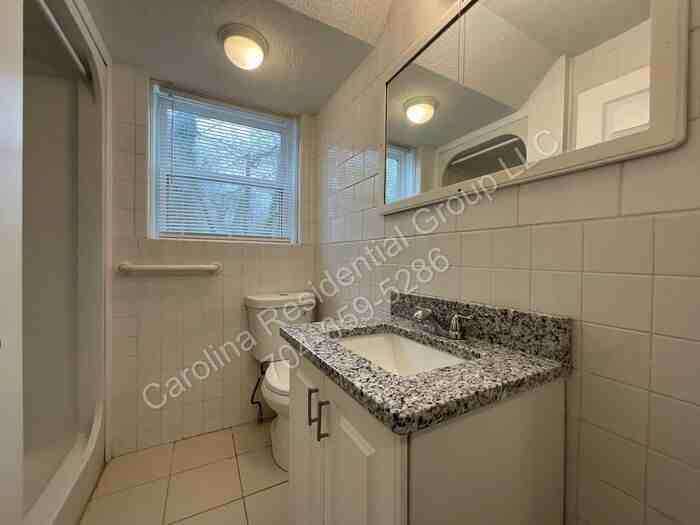259 Jefferson Ct Ne #1 - Photo 7 of 9