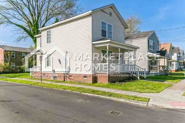 781 C Avenue - Photo 2 of 32