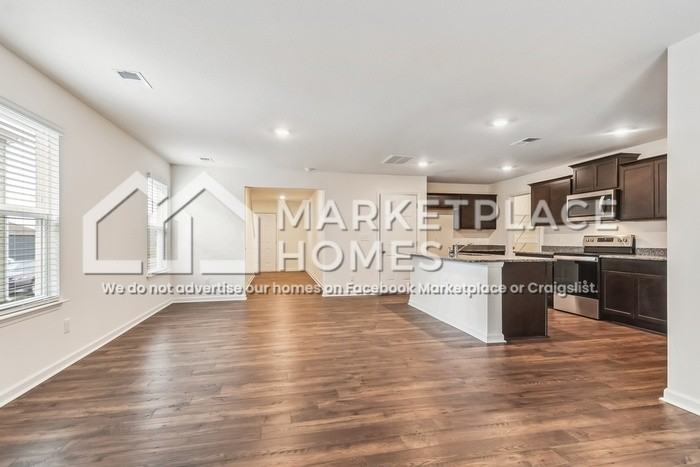 346 Everleigh Cir - Photo 7 of 34