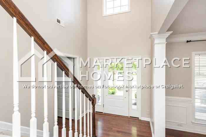 102 Berwick Court - Photo 4 of 41