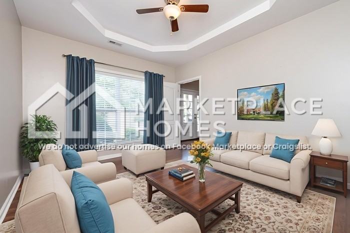 102 Berwick Court - Photo 7 of 41