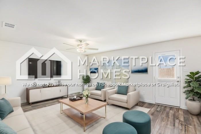 10828 Gray Mare Dr - Photo 5 of 39