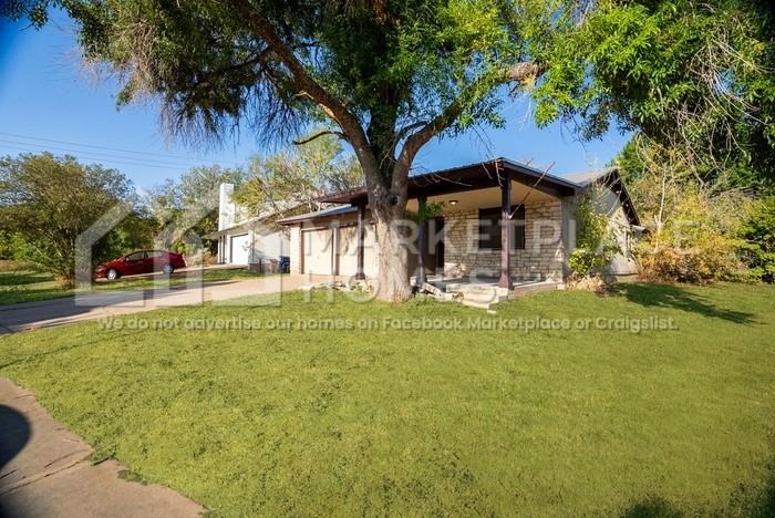 8500 Caspian Dr - Photo 3 of 28