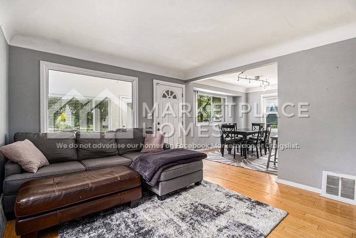 612 South Dorchester Avenue - Photo 6 of 26