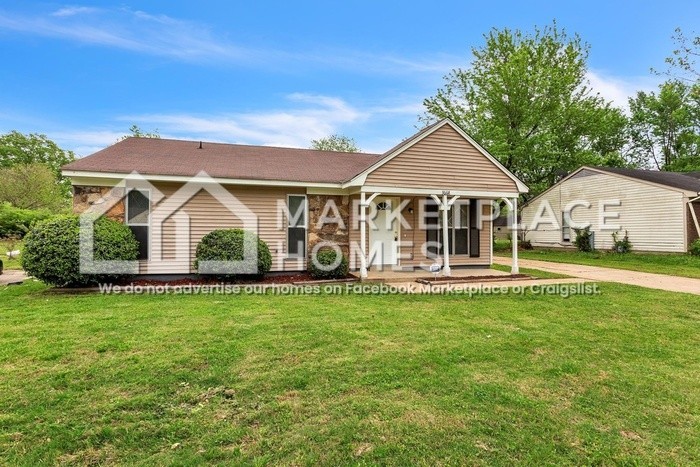 3668 Barberry St - Photo 3 of 21