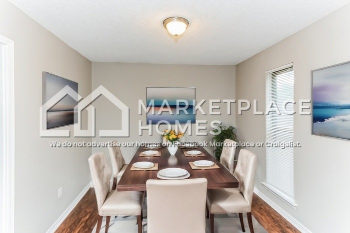 3668 Barberry St - Photo 7 of 21