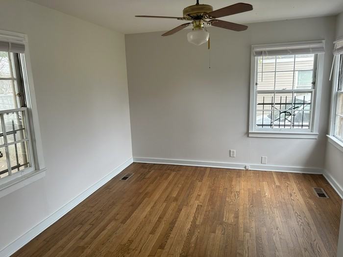 2207 Hammonds Ave Nw - Photo 7 of 10