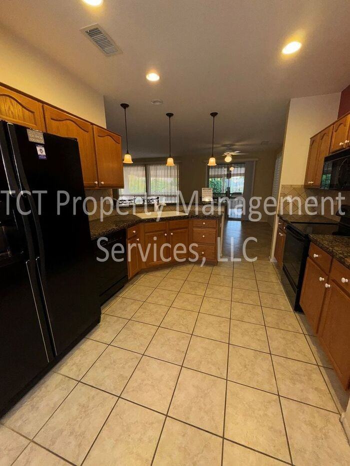 16525 W Monteverde Ln - Photo 6 of 18