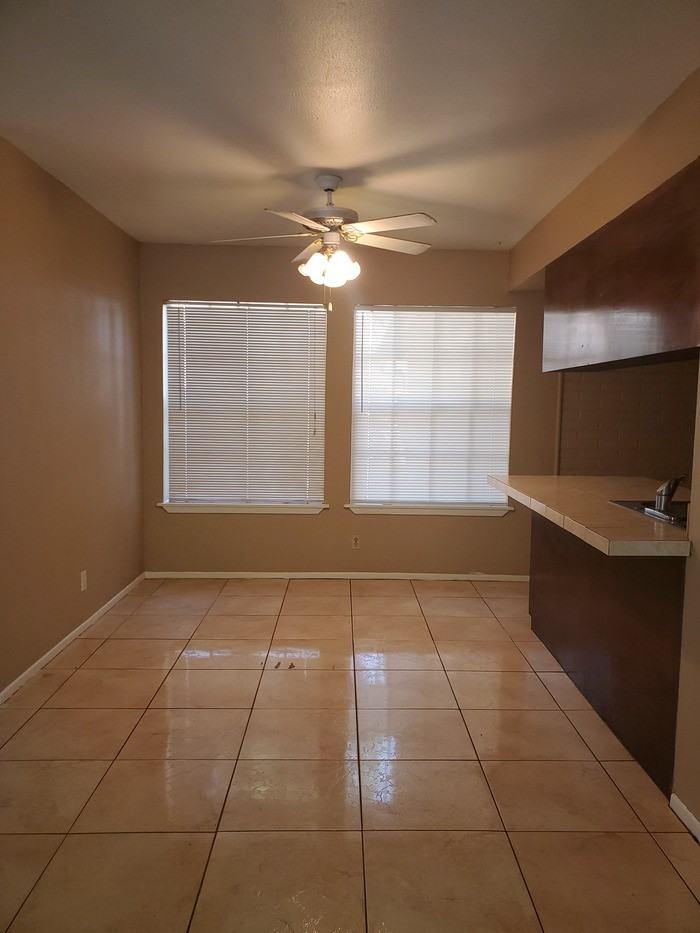 1612 Sam Houston Dr #EB - Photo 3 of 11