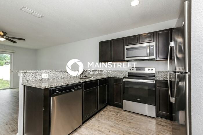 530 Eiseman Way - Photo 6 of 18