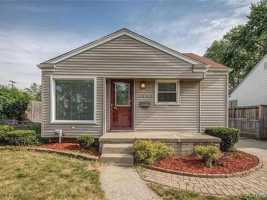 featured image of 3602 Ravena Ave