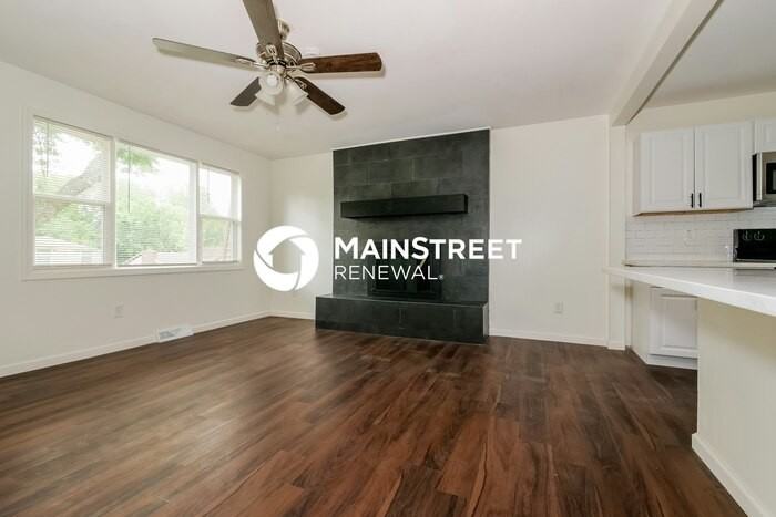 6600 Northwest 50th Street - Photo 2 of 18