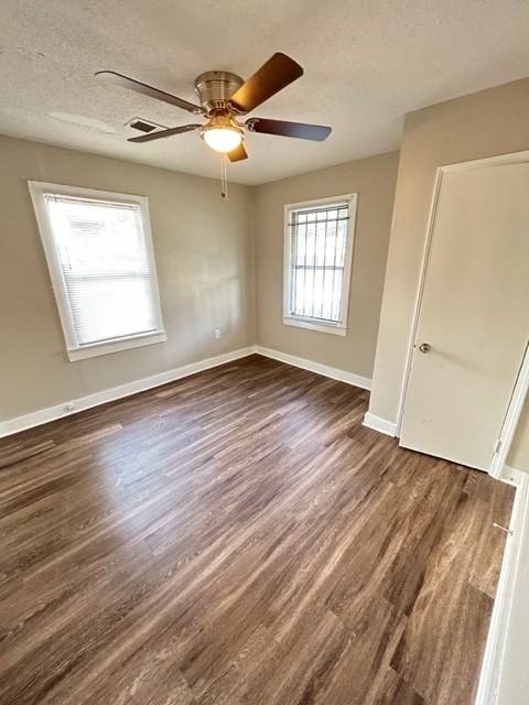 253 Silverage Ave - Photo 4 of 16