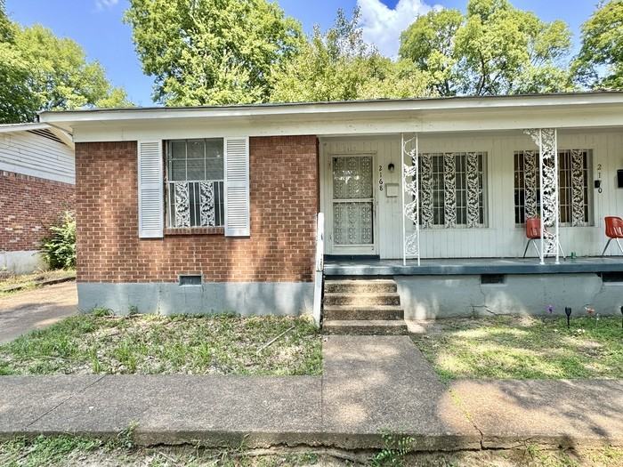 2168 Carnes Ave - Photo 2 of 12