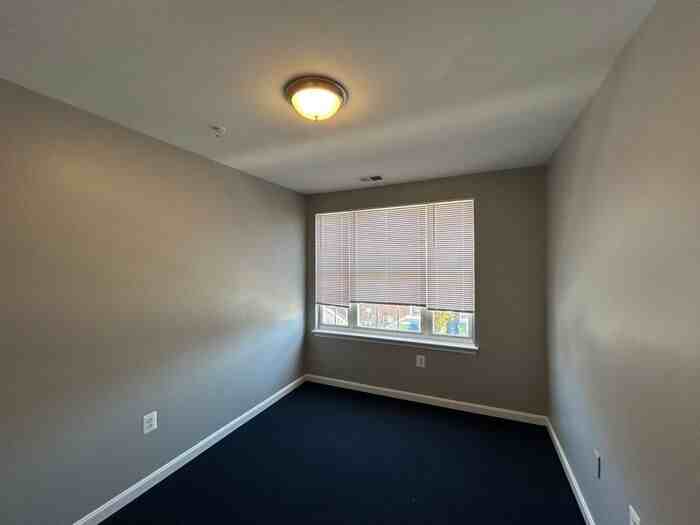 1199 Whatcoat St - Photo 6 of 12