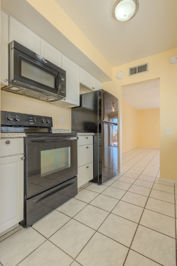 390 North Calle De Las Profetas - Photo 7 of 15