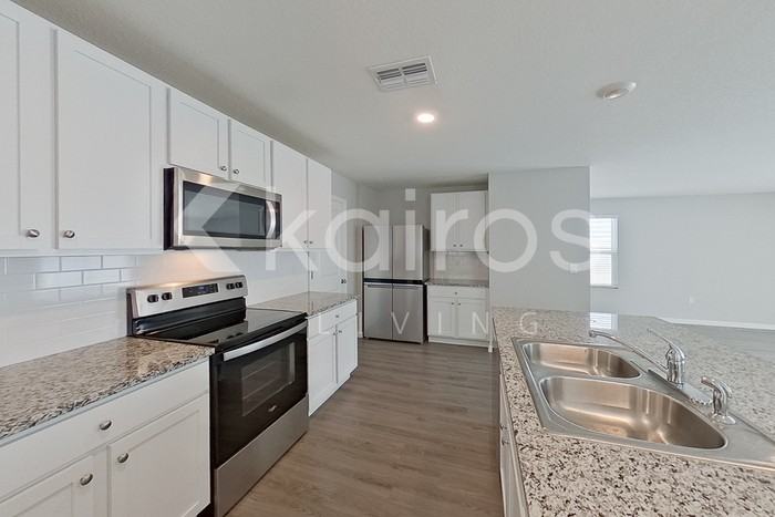 8645 Sw 44th Ct - Photo 6 of 27