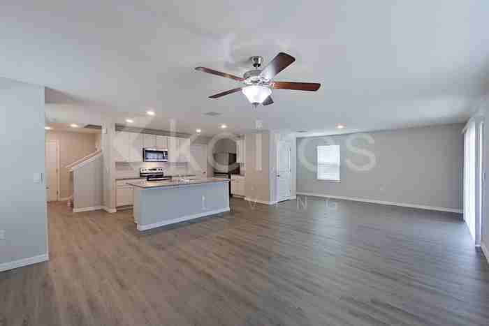8704 Sw 44th Ct - Photo 5 of 28