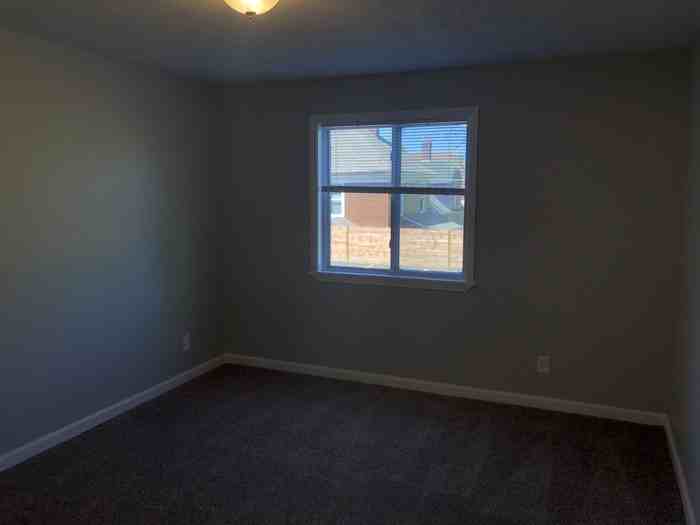 3240 Harrison St #17 - Photo 5 of 7