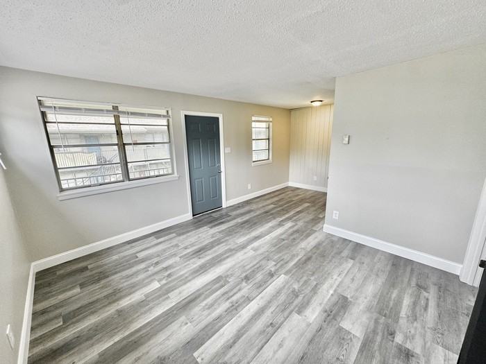 774 Melrose St #24 - Photo 6 of 15