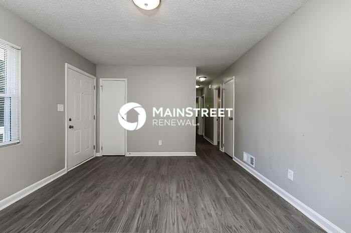 8125 Attleboro Dr - Photo 5 of 16