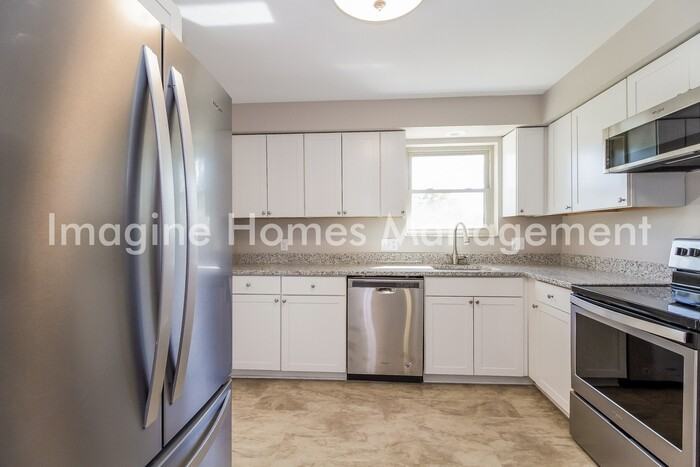 3601 Horncastle Dr - Photo 7 of 20