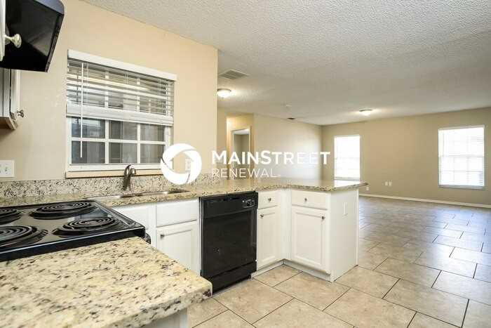 725 Maderia Ct - Photo 5 of 16