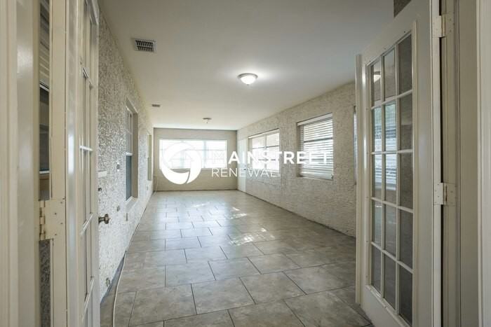 725 Maderia Ct - Photo 6 of 16