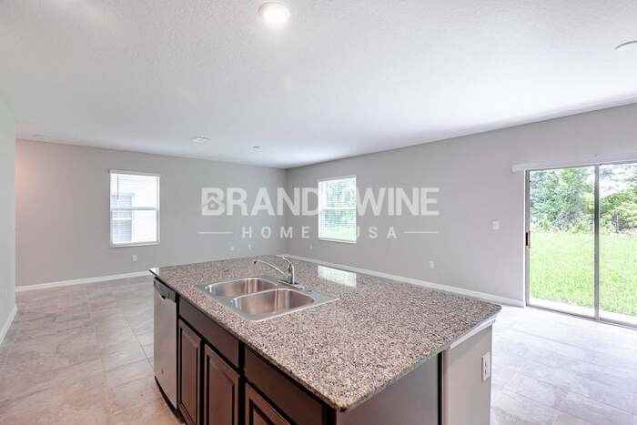 10613 Sweet Sapling St - Photo 6 of 46