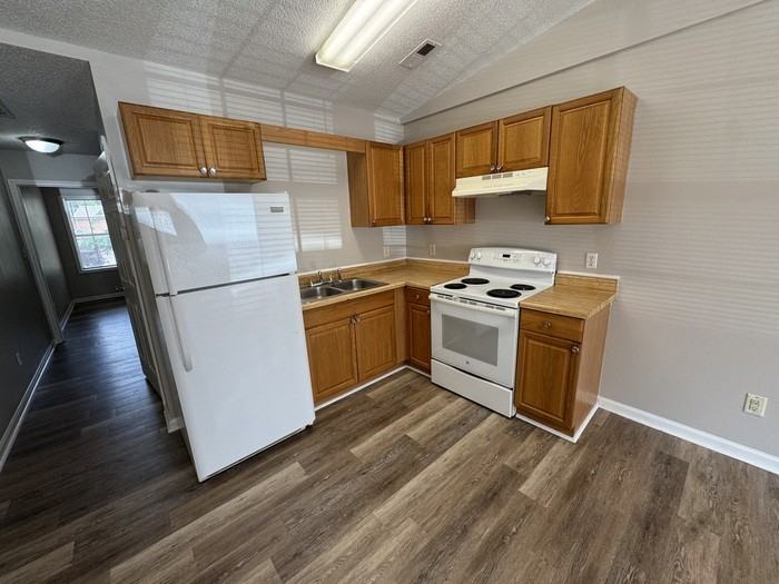 3023 Taybran Ln #3023 - Photo 4 of 15