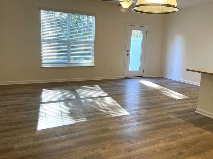 Arbor St - Photo 7 of 47