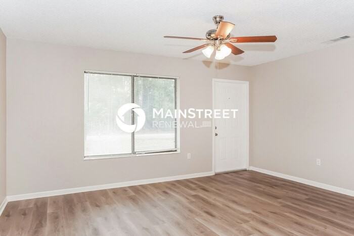 542 Ortega St Se - Photo 3 of 16