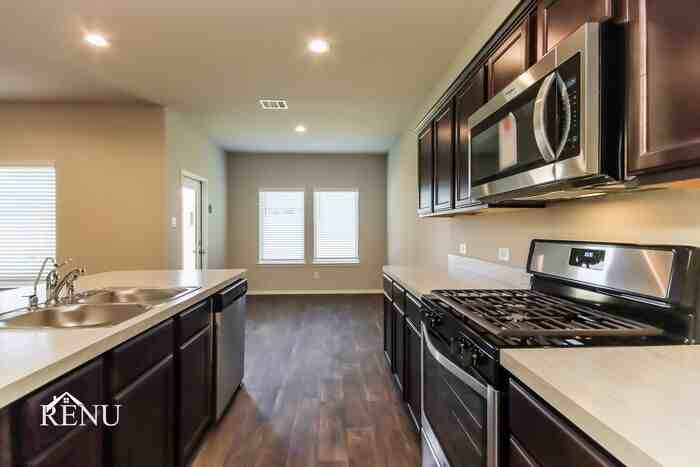 20759 Central Concave Dr - Photo 4 of 20