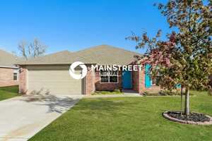 featured image of 2110 Bradford Ln