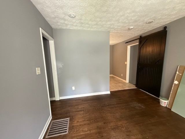 2879 Argyle Dr Nw - Photo 3 of 15