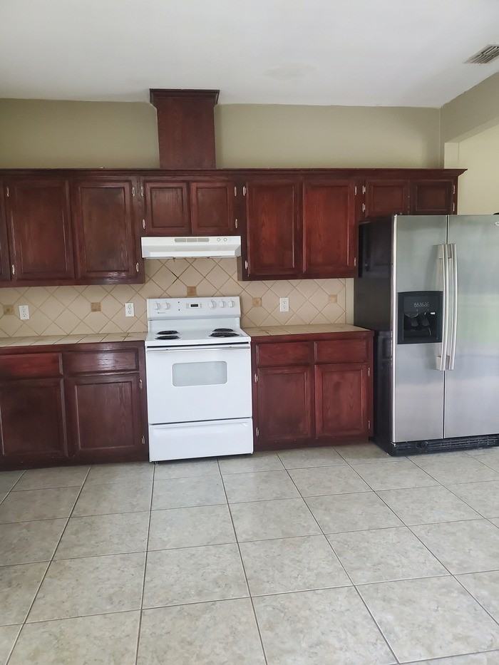 630 Mile 2 East Road #6 - Photo 3 of 13