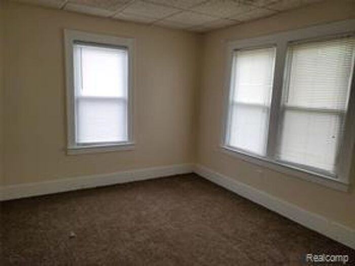 23745 Rein Ave - Photo 3 of 6