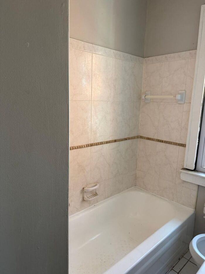 12415 Monica St - Photo 4 of 10