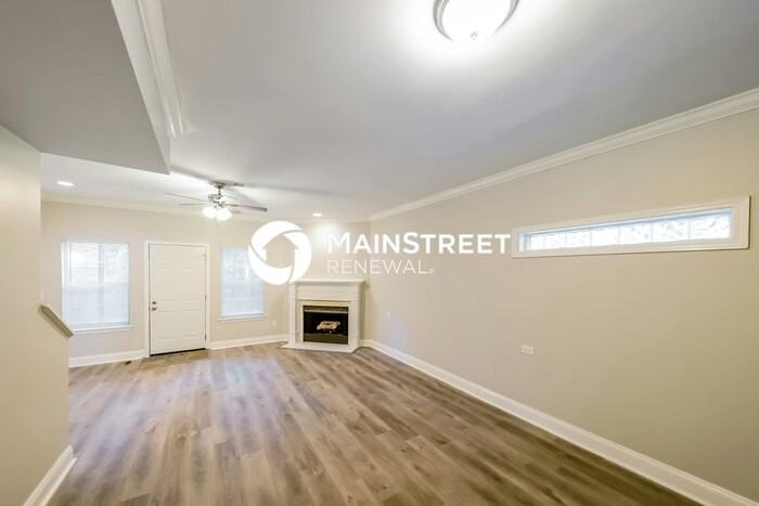 1329 Riverford Cir - Photo 3 of 18