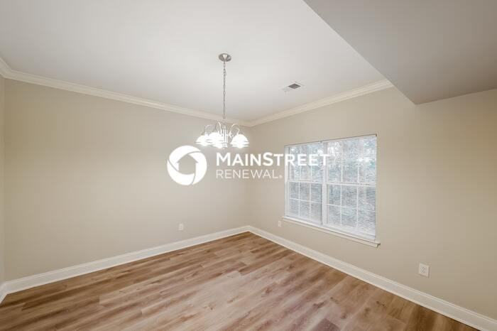 1329 Riverford Cir - Photo 4 of 18